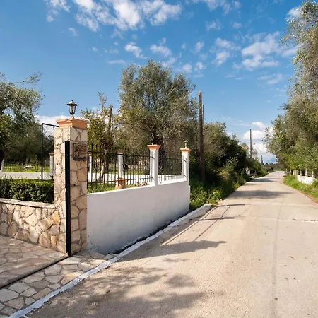 Apartmán Anthoula's Garden *