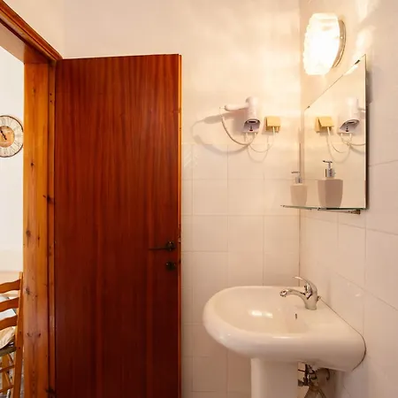 Lägenhet Anthoula's Garden