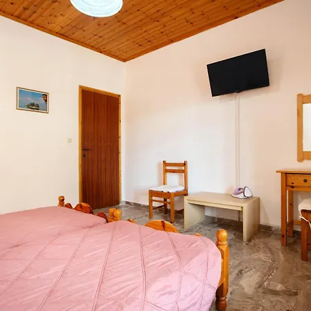 Lägenhet Anthoula's Garden Perivólion