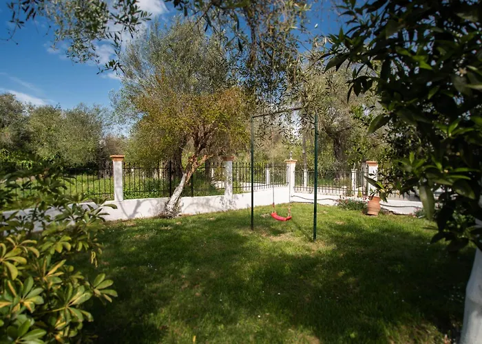 Anthoula's Garden شقة Perivólion